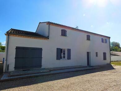 Maison de plain-pied à vendre 379 000 € 6 pièces 5 chambres 240 m² 2 000 m² de terrain Teuillac 33710