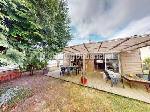 Maison à vendre 239 000 € 5 pièces 3 chambres 125 m² 643 m² de terrain Hors Centre Ville Le Coteau 42120