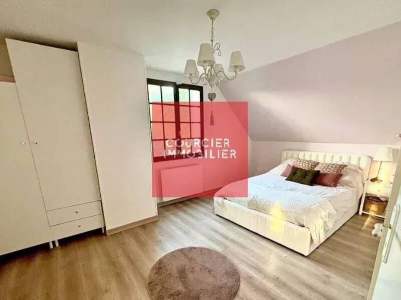 Maison à vendre, 195m², LE MESNIL SAINT DENIS