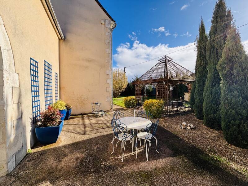 Maison à vendre, 415m², CHARMOY