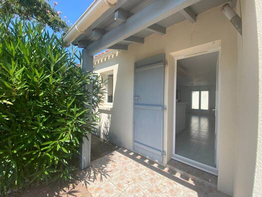 Maison de plain-pied à vendre 327 000 € 6 pièces 4 chambres 123 m² 450 m² de terrain Brem-sur-Mer 85470