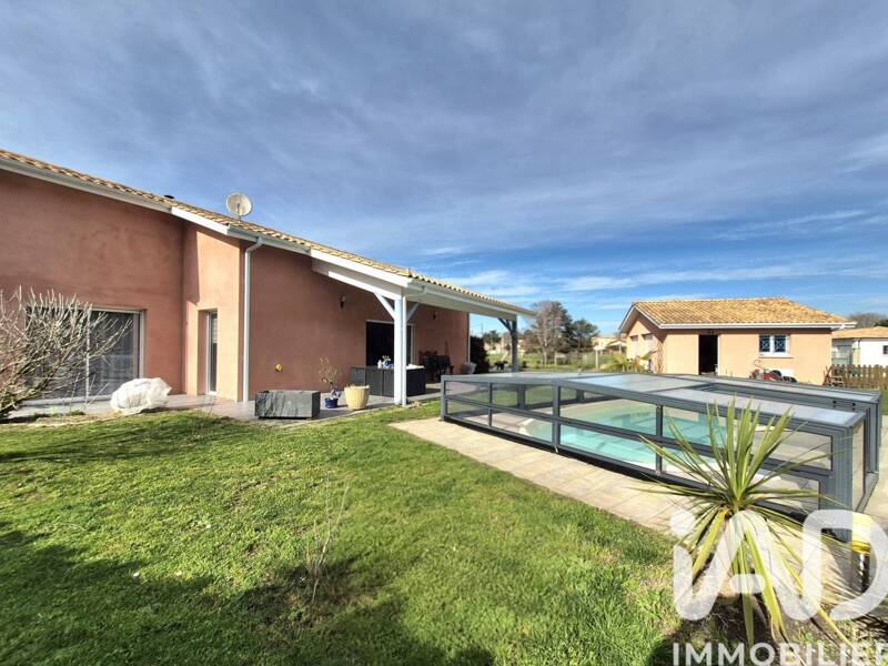 Maison à vendre, 125m², GRAYAN ET L'HOPITAL