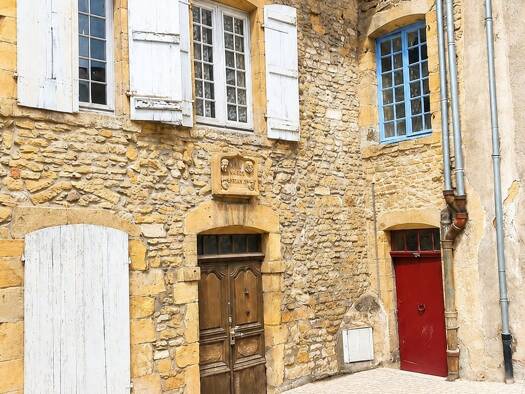 Immeuble à vendre 139 900 € 159 m² Charolles 71120