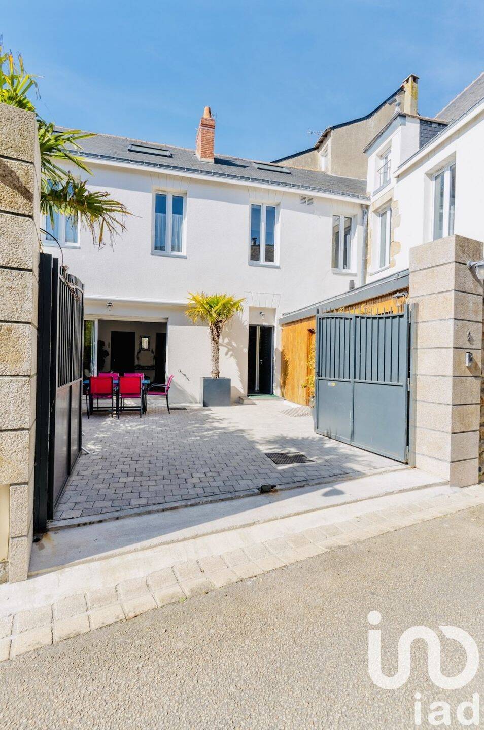 Maison à vendre, 197m², LE POULIGUEN