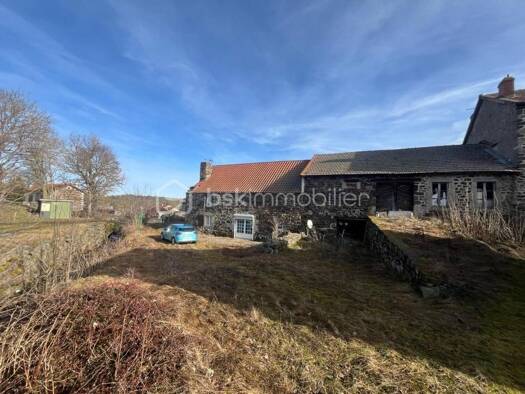 Maison à vendre 153 000 € 4 pièces 3 chambres 131 m² 715 m² de terrain Présailles 43150