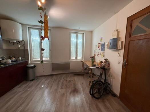 Appartement à vendre 54 800 € 2 pièces 1 chambre 25 m² Étage 1/3 Vieil Angoulême-Centre Ville Angoulême 16000