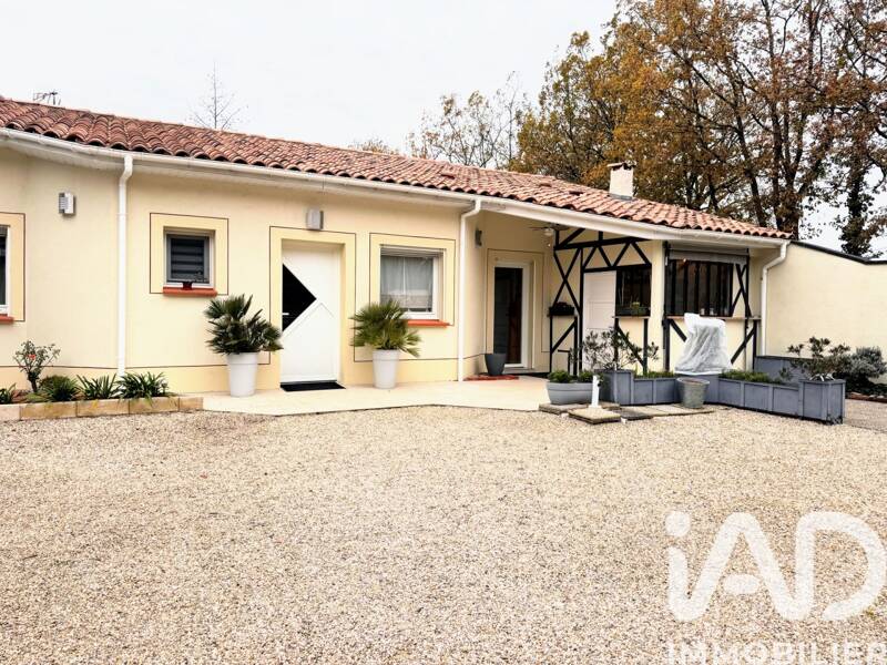 Maison à vendre, 114m², SAINT ETIENNE DE TULMONT