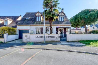 Maison à vendre 384 000 € 7 pièces 5 chambres 116 m² 385 m² de terrain Leclerc-Centre Ouest Brie Comte Robert 77170