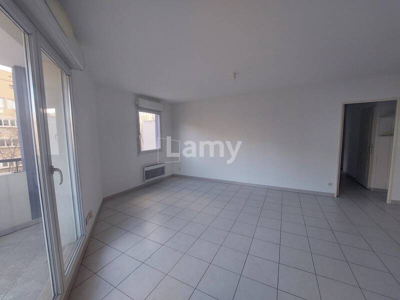 Maison à louer, 66m², NIMES