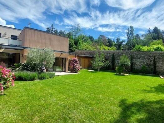 Maison à louer 2 289 € 5 pièces 3 chambres 121 m² 609 m² de terrain Charbonnières-les-Bains 69260