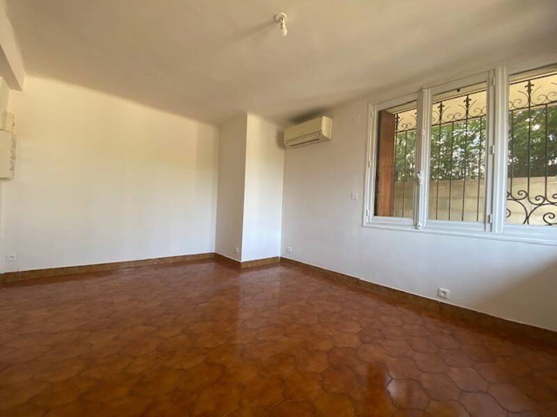 Maison à louer, 69m², MARSEILLE 11E