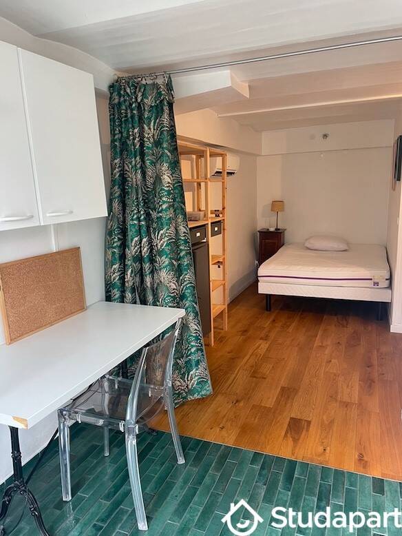 Maison à louer, 18m², SEVRES