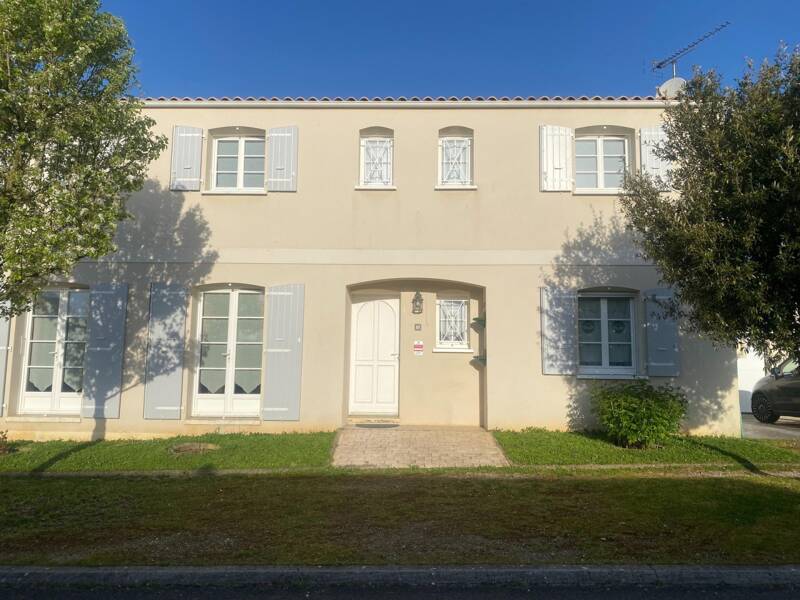 Maison à vendre, 183m², SURGERES