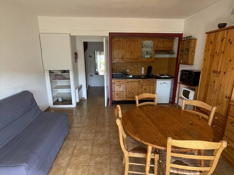 Maison à louer, 27m², CALVI