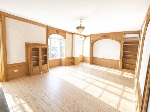 Appartement à vendre 327 000 € 3 pièces 2 chambres 69 m² Étage 3/4 Centre ville Bordeaux 33000