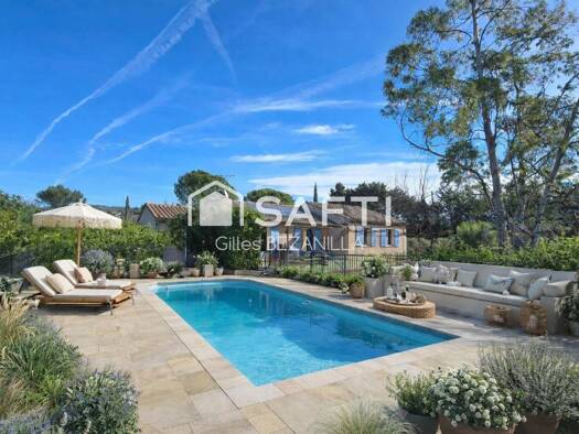 Maison de plain-pied à vendre 379 000 € 6 pièces 4 chambres 124 m² 1 650 m² de terrain Garéoult 83136