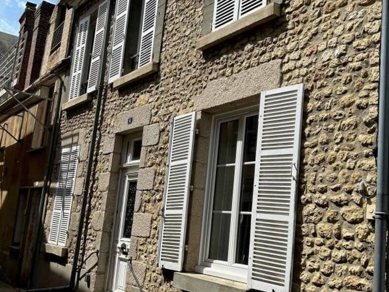 Maison à louer, 91m², LE MELE SUR SARTHE
