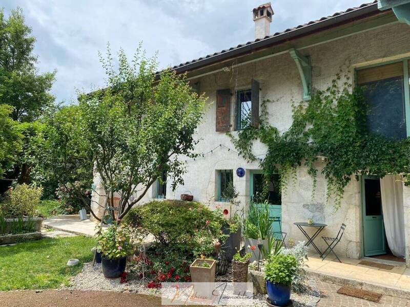 Maison à louer, 212m², THOIRY