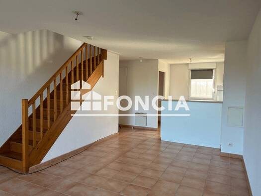 Maison à louer 655 € 3 pièces 2 chambres 65,3 m² Est Saint-Gaudens 31800