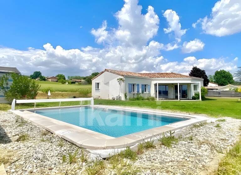 Maison de plain-pied à vendre 333 000 € 6 pièces 5<br/>chambres 120 m²<br/>superficie 1 000 m²<br/>terrain Fay-le-Clos 26240