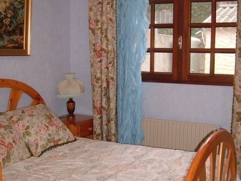 Maison à louer, 40m², CHATEAUNEUF LES MARTIGUES