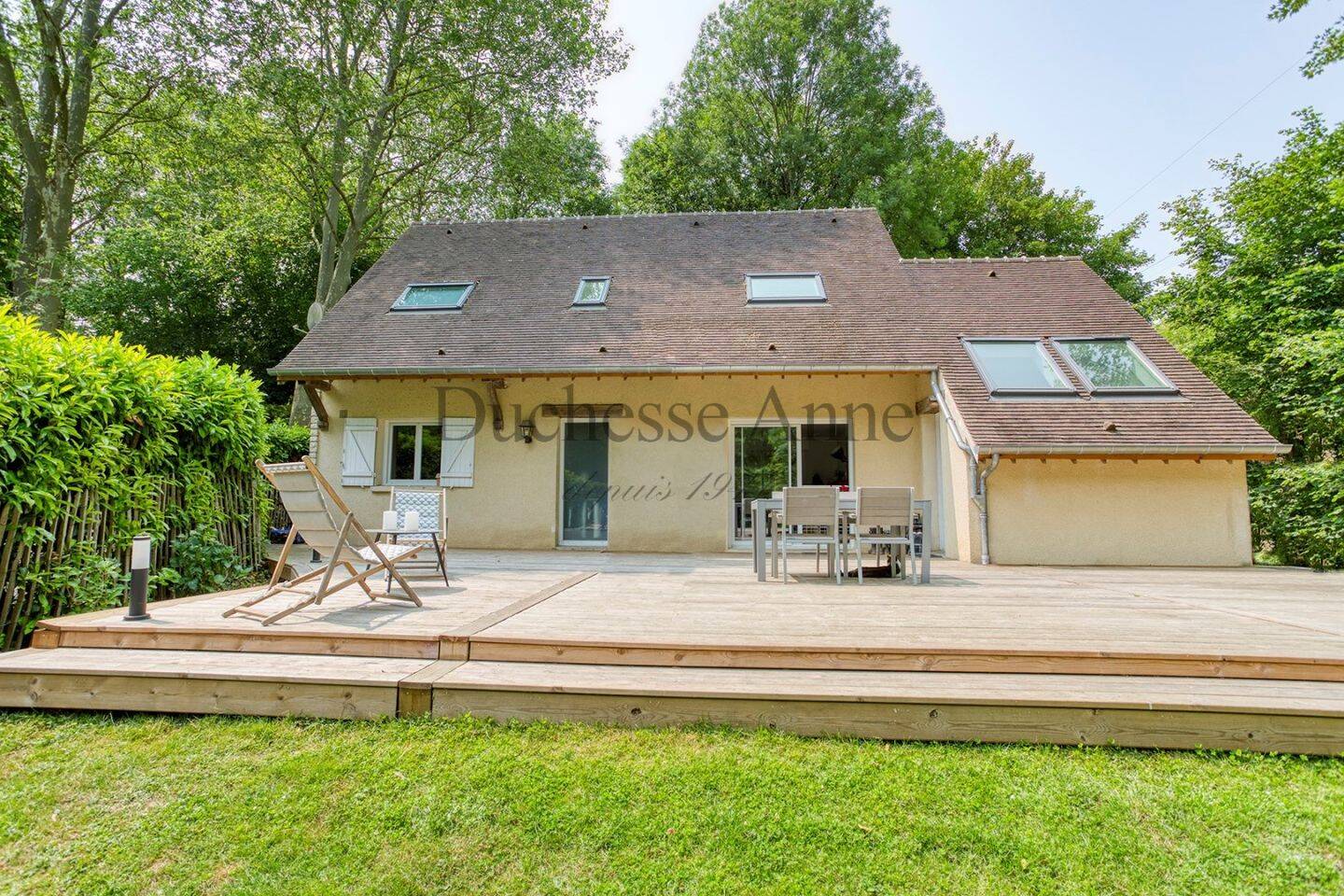 Maison à vendre, 134m², NEAUPHLE LE CHATEAU