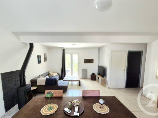 Maison à vendre - Première occupation 281 000 € 4 pièces 3 chambres 114 m² 237 m² de terrain Perpignan 66000