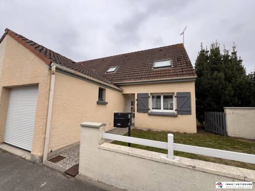 Maison à vendre 175 000 € 4 pièces 3 chambres 90 m² Centre Ville-Bruyeres Longuenesse 62219