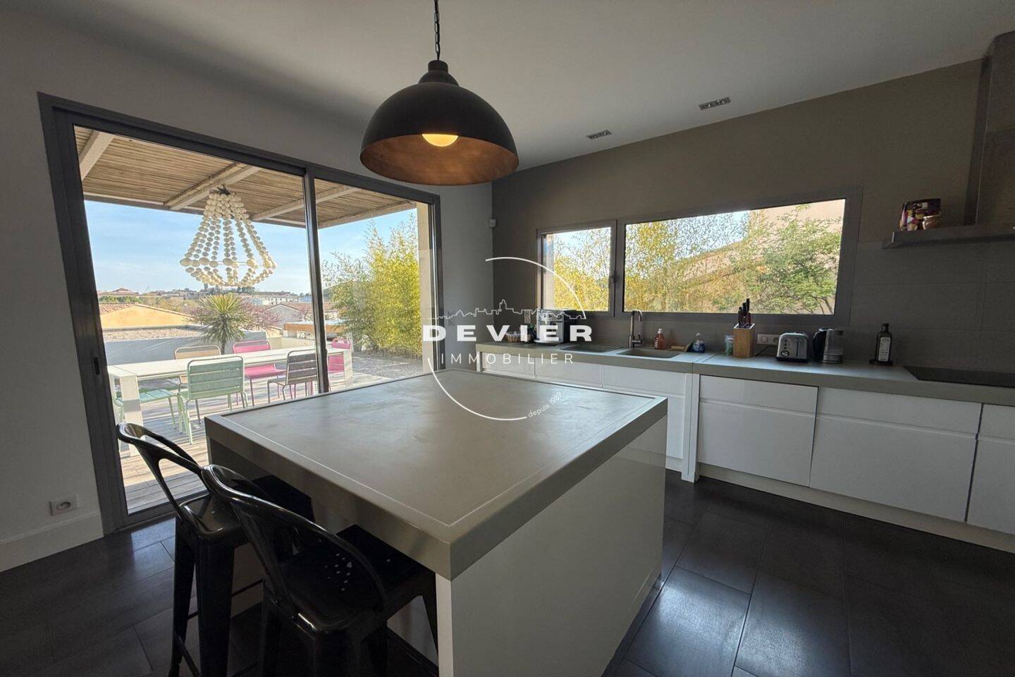 Maison à vendre, 170m², SAINT GENIES DES MOURGUES