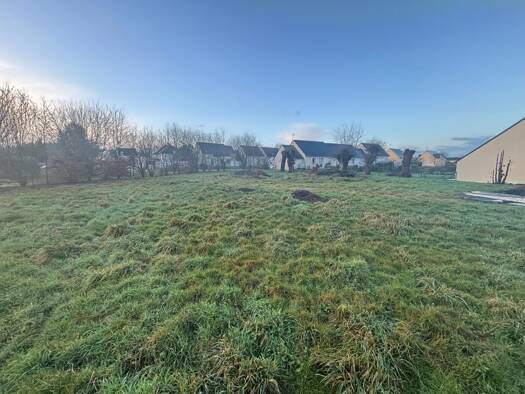 Terrain constructible à vendre 89 850 € 1 290 m² de terrain Malestroit 56140