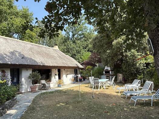 Maison à vendre 280 000 € 3 pièces 2 chambres 72 m² 845 m² de terrain Peripherie Saint-Jean-de-Monts 85160