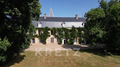 Château à vendre 1 100 000 € 21 pièces 9 chambres 575 m² 40 000 m² de terrain Cerilly 03350