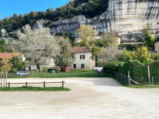 Immeuble à vendre 200 000 € 162 m² Les Eyzies 24620