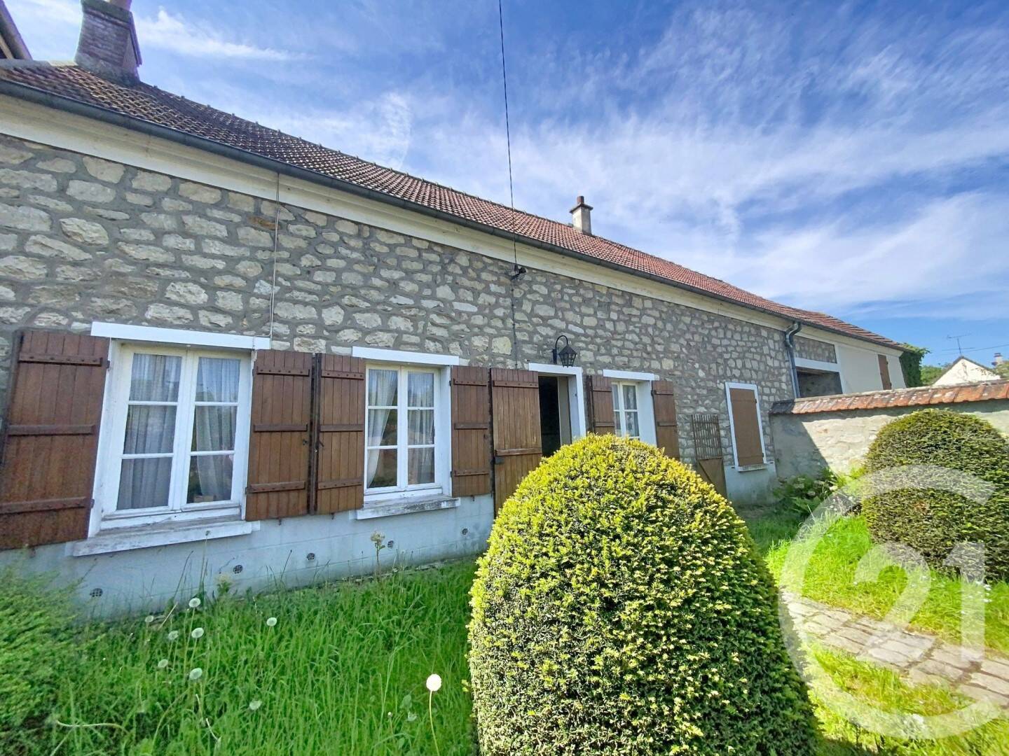 Maison à vendre, 228m², THIERS SUR THEVE