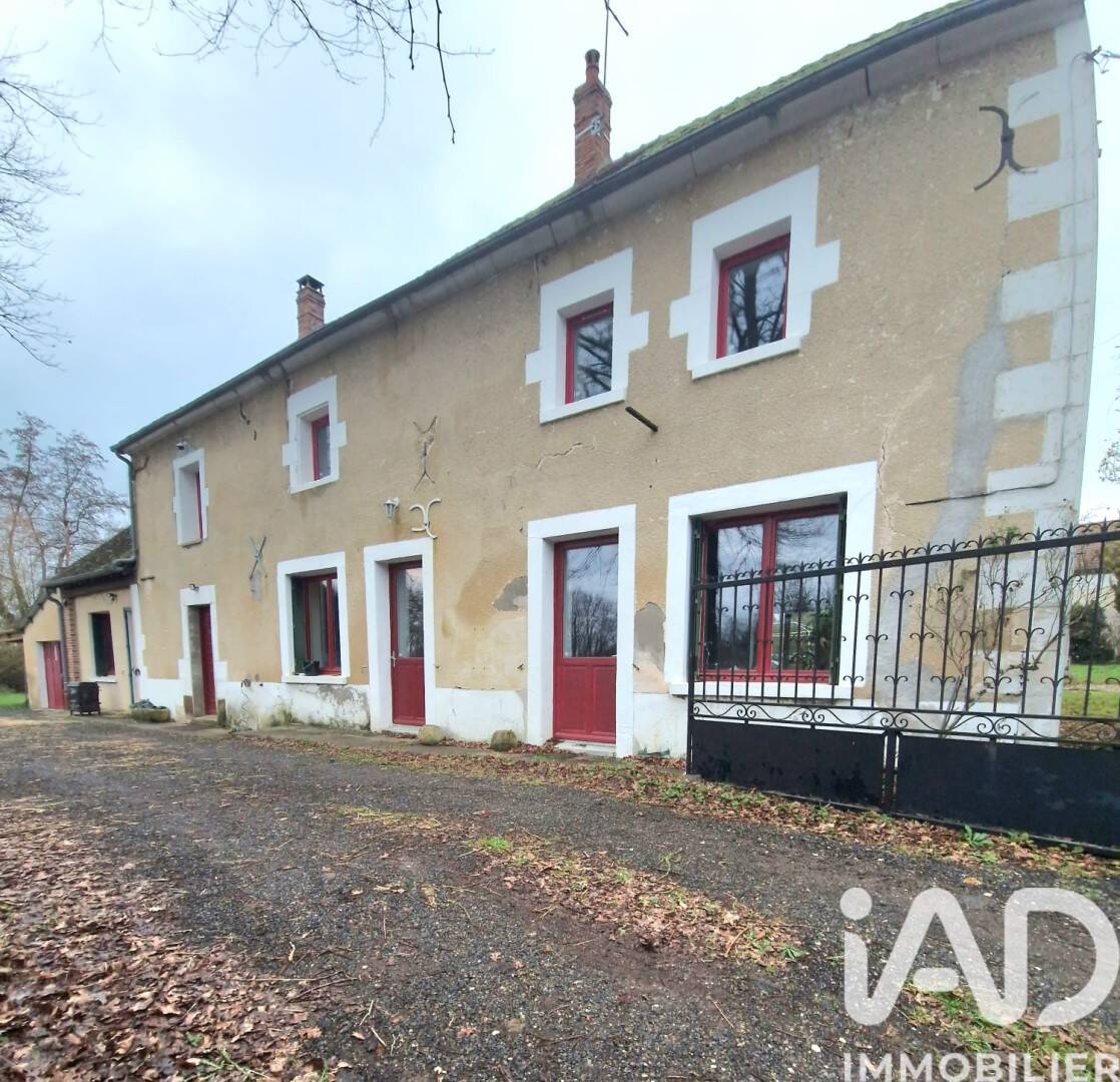 Maison à vendre, 250m², SAINT AMAND EN PUISAYE