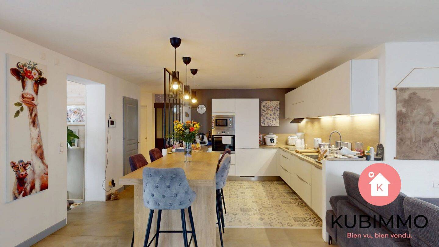 Maison à vendre, 230m², TALMONT SAINT HILAIRE