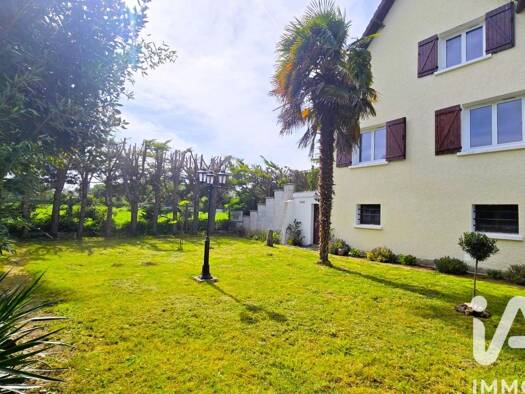 Maison à vendre 425 000 € 10 pièces 9 chambres 170 m² 850 m² de terrain Torfou 91730