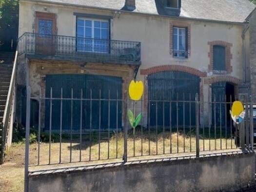 Maison à vendre 68 900 € 6 pièces 2 chambres 135 m² 800 m² de terrain Châtillon-en-Bazois 58110
