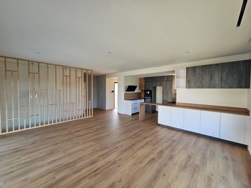 Maison à louer, 142m², SAINT CLAIR DU RHONE