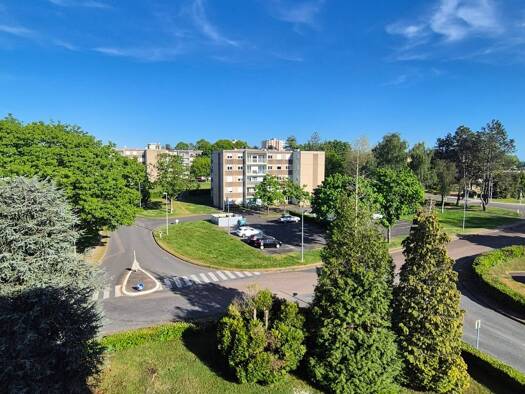 Appartement à vendre 115 000 € 3 pièces 2 chambres 83 m² 5ème étage Digoin 71160