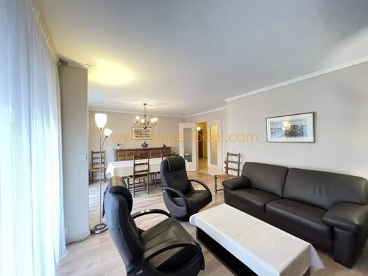 Appartement en viager libre Bouquet 127 500 € 4 pièces 3 chambres 98,4 m² Étage 3/6 Villeurbanne 69100