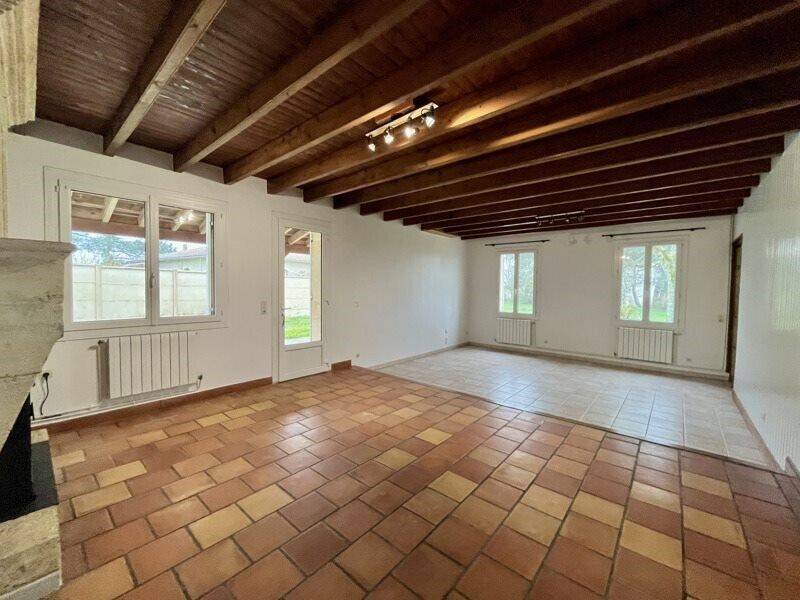 Maison à louer, 116m², LARUSCADE