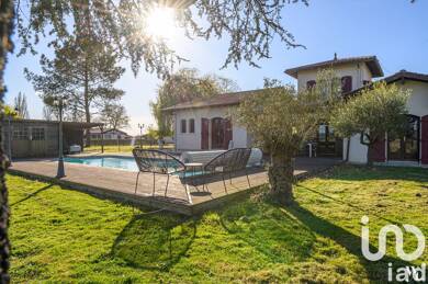 Maison à vendre 330 000 € 6 pièces 3 chambres 190 m² 5 618 m² de terrain Fargues 40500