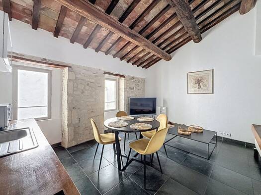 Maison à vendre 229 000 € 3 pièces 2 chambres 45,89 m² Centre Ville Saint-Rémy-de-Provence 13210