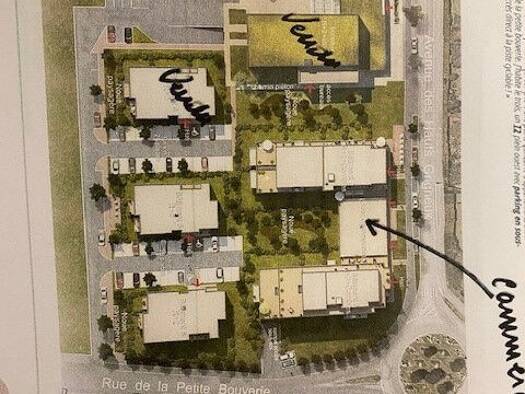 Local commercial à louer 4 900 € 130 m² de surface de vente Bihorel 76420