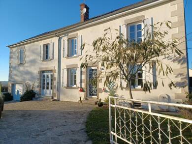 Maison à vendre 299 000 € 6 pièces 5 chambres 265 m² 15 315 m² de terrain Fursac 23290
