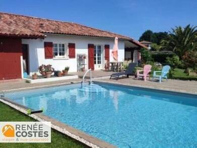 Maison en viager occupé Bouquet 473 434 € 5 pièces 8 chambres 177 m² 1 723 m² de terrain Ustaritz 64480
