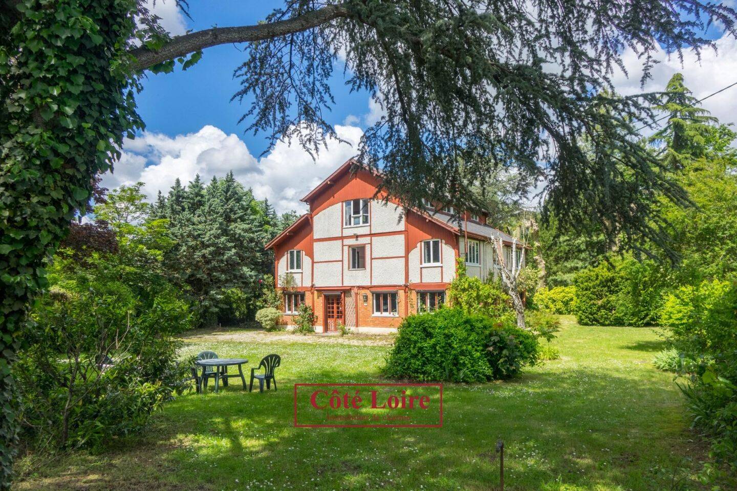 Maison à vendre, 261m², SAINT HILAIRE SAINT MESMIN