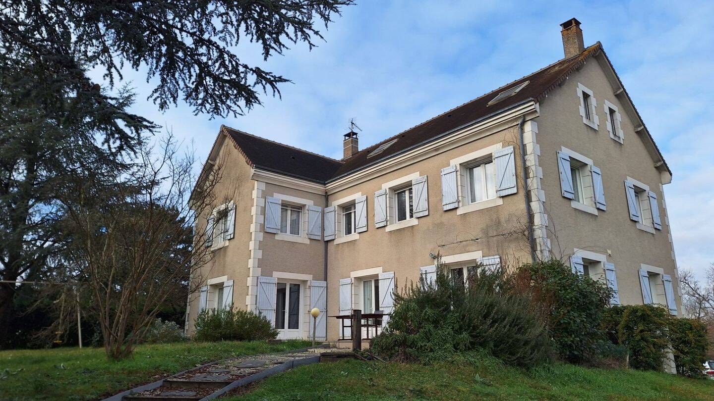 Maison à vendre, 240m², POITIERS