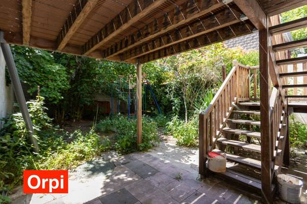 Maison à vendre 650 000 € 5 pièces 4 chambres 117 m² 100 m² de terrain Centre Romainville 93230